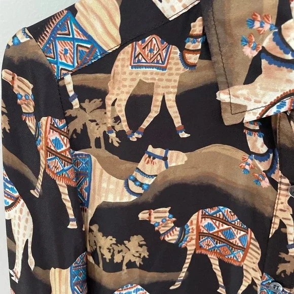 J. McLaughlin Darcey Silk Blend Button Front Blouse - Camel Print - Small - NWOT - Picture 8 of 13